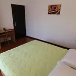 And Jelka בית הארחה מאלינסקה