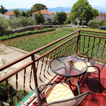 And Jelka Guest house Malinska