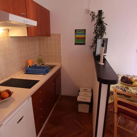 And Jelka Guest house