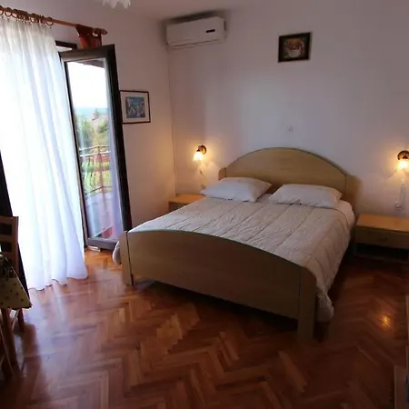 And Jelka Guest house